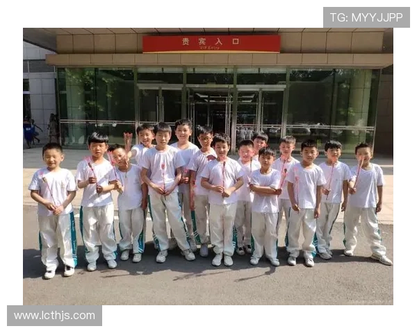 城市马拉松赛中北京街舞队心理素质的精彩表现与深度分析 城市马拉松赛中北京街舞队心理素质的精彩表现与深度分析