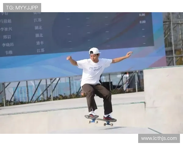 广州滑板队在极限运动联赛中以83分稳居积分榜首位