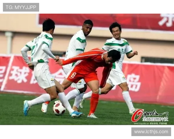 广州足球队包夹战术深度分析与应用探讨 广州足球队包夹战术深度分析与应用探讨